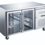 Šaldomas stalas – 136cm – 2 stiklinės durys